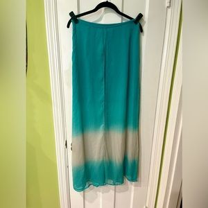 Lightweight and elegant ombré flowy skirt in aqua and white. Size Medium.